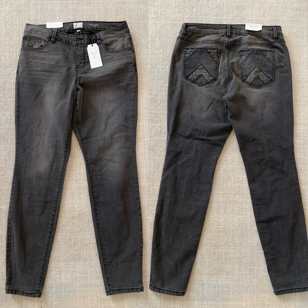 Curvy Skinny Lowrise Stretch Black Jeans